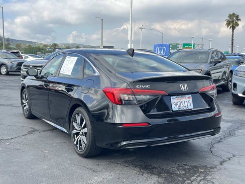 Certified 2023 Honda Civic EX image 3