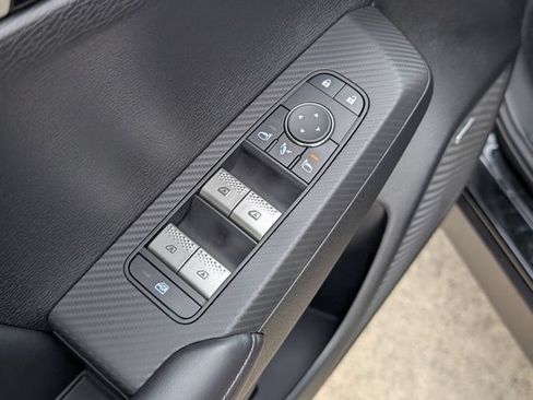 New 2026 Mitsubishi Outlander SE FWD image 11