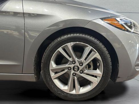 Used 2017 Hyundai Elantra Limited w/ Limited Tech Package 04 image 33