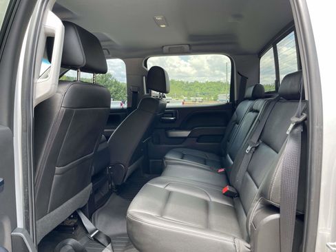 Used 2018 Chevrolet Silverado 1500 LT w/ All Star Edition AWD/4WD image 3