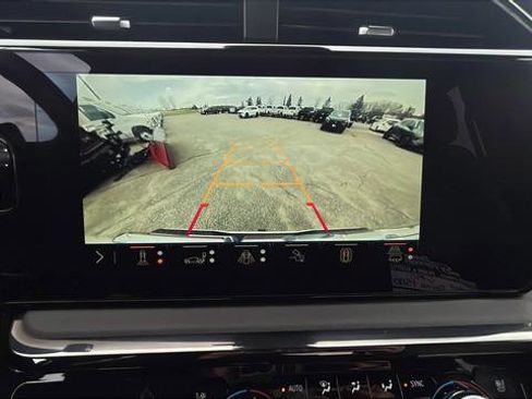 Used 2024 GMC Sierra 1500 AT4 AWD/4WD image 14