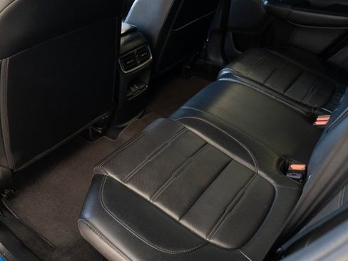 Used 2022 Honda CR-V Touring image 18