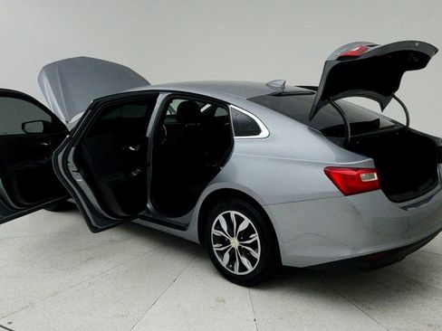 Used 2023 Chevrolet Malibu LT FWD image 12