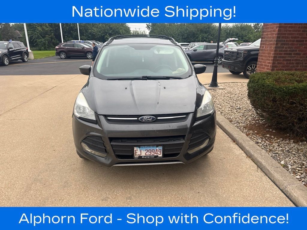 Used 2016 Ford Escape SE w/ Equipment Group 201A AWD/4WD image 2