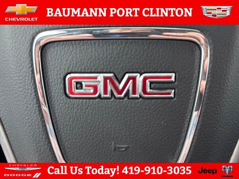 Used 2015 GMC Sierra 1500 SLE w/ SLE Value Package AWD/4WD image 30
