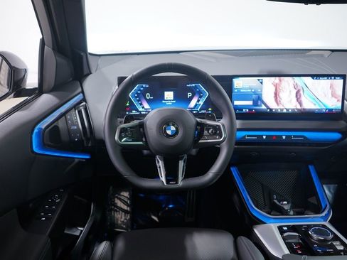 Used 2025 BMW X3 xDrive30i w/ M Sport Package image 11