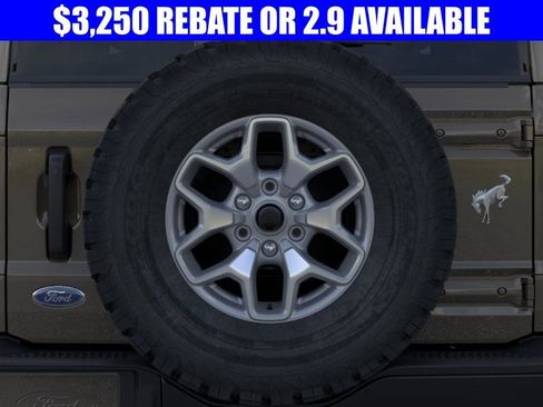 New 2025 Ford Bronco Badlands image 24