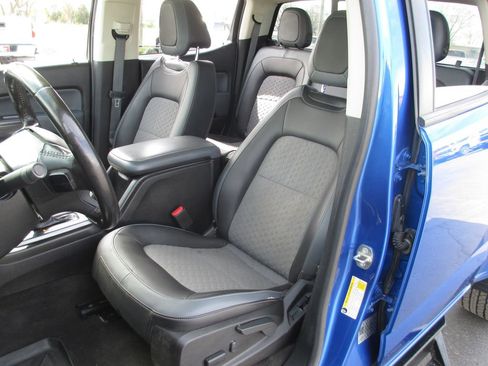 Used 2018 Chevrolet Colorado Z71 image 19