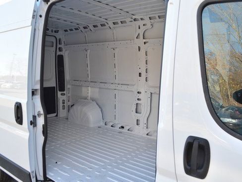 New 2026 RAM ProMaster 2500 w/ Cold Weather Group image 28