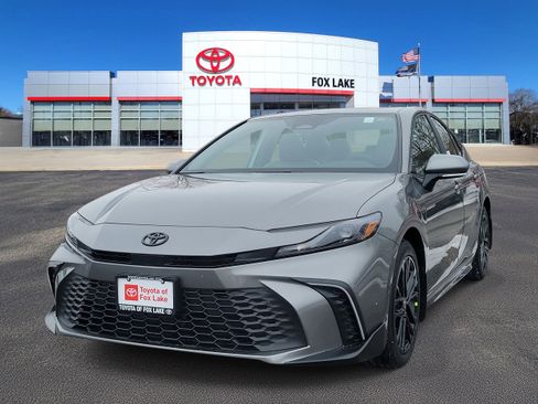 New 2026 Toyota Camry SE w/ Multimedia Upgrade Package image 2