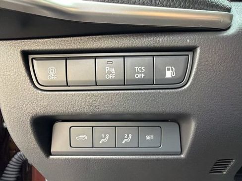 Used 2024 MAZDA CX-90 Plug-In Hybrid w/ Premium Pkg AWD/4WD image 22