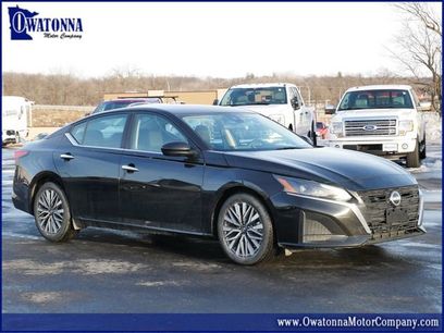 Used 2023 Nissan Altima 2.5 SV