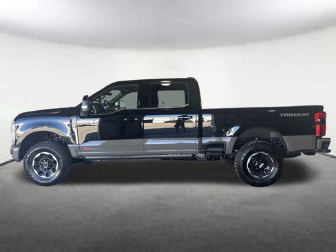 New 2026 Ford F250 4x4 Crew Cab Super Duty image 2