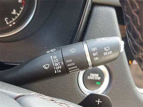 Used 2024 Cadillac XT6 Luxury w/ LPO, Floor Liner Package image 20