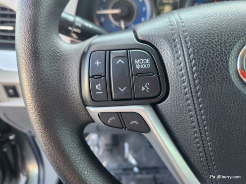 Used 2020 Toyota Sienna LE FWD image 40