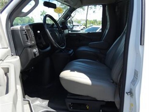 Used 2021 Chevrolet Express 2500 w/ Driver Convenience Package RWD image 37