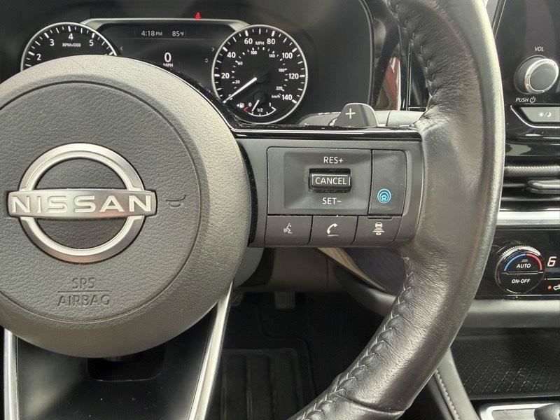 Used 2022 Nissan Pathfinder SV w/ SV Premium Package AWD/4WD image 24