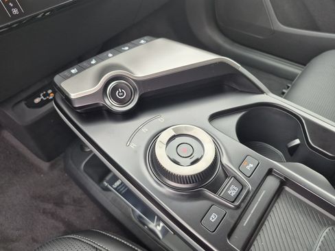 New 2026 Kia EV6 Wind AWD/4WD image 9