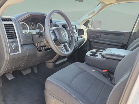 Certified 2024 RAM 1500 Tradesman w/ Popular Equipment Group RWD image 13