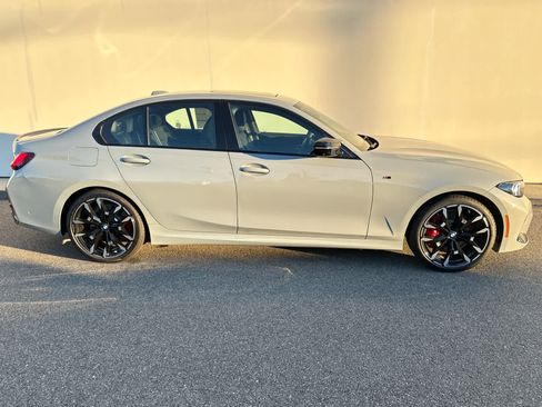 New 2026 BMW M340i xDrive w/ Premium Package image 5