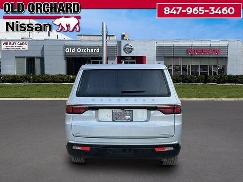 Used 2022 Jeep Wagoneer Series II w/ Convenience Group I AWD/4WD image 7