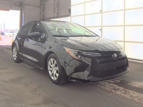 Used 2021 Toyota Corolla LE FWD image 6