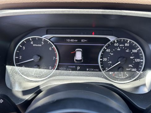 Certified 2022 Nissan Rogue SV FWD image 32