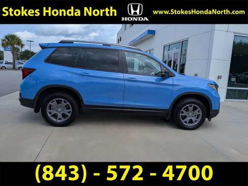 Certified 2025 Honda Passport TrailSport image 9
