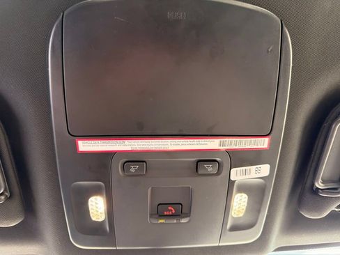 Used 2025 Toyota Camry SE FWD image 26