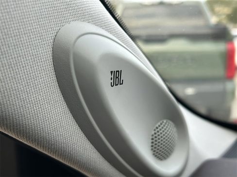 Certified 2022 Toyota Highlander Platinum image 39