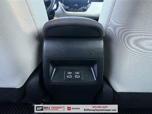 Used 2023 Toyota Corolla LE image 13