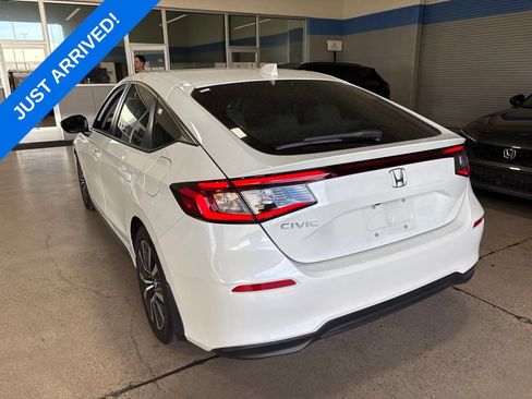 Used 2024 Honda Civic EX-L image 4