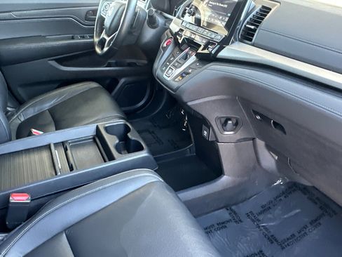 Certified 2024 Honda Odyssey EX-L image 17