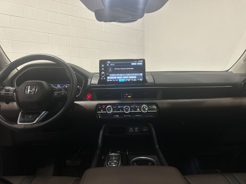 Certified 2023 Honda Pilot Elite image 29