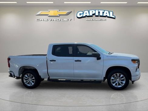 Used 2025 Chevrolet Silverado 1500 Custom RWD image 7