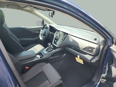 Used 2025 Subaru Outback Premium image 14