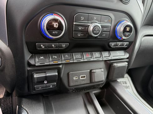 Used 2020 GMC Sierra 1500 SLT w/ SLT Premium Plus Package image 35