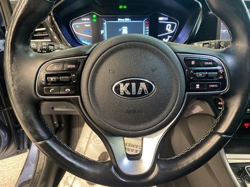 Used 2020 Kia Niro EX Premium image 15