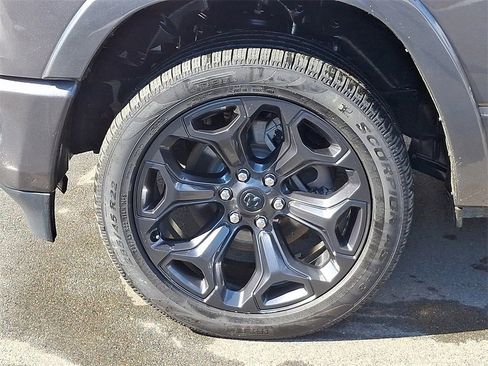 Used 2024 RAM 1500 Limited image 8