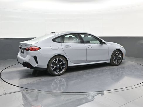 Used 2025 BMW 228i xDrive AWD/4WD image 8