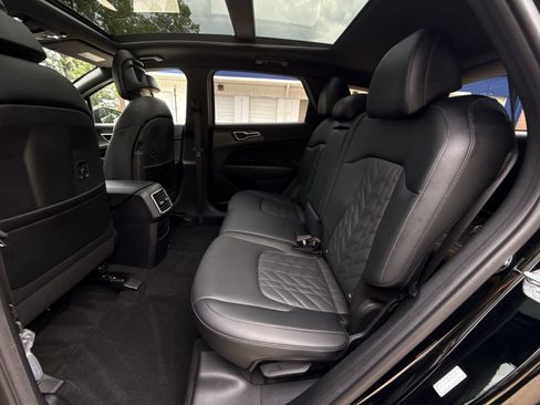 Used 2023 Kia Sportage X-Pro Prestige AWD/4WD image 32