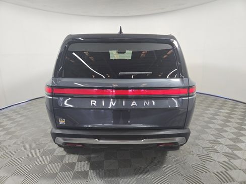 Used 2024 Rivian R1S Adventure image 4