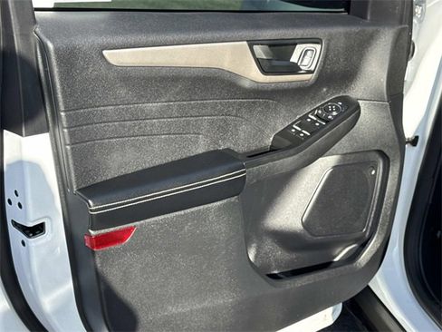 Certified 2022 Ford Escape SE image 20