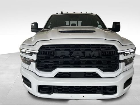 New 2026 RAM 2500 Limited image 12