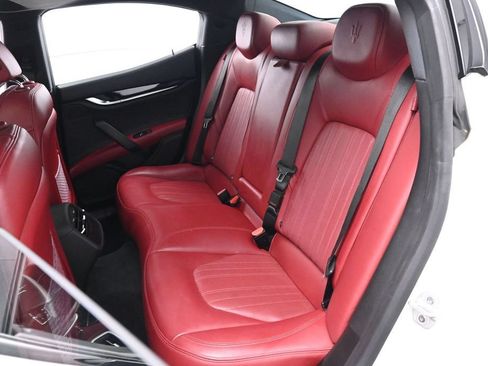 Used 2022 Maserati Ghibli Modena RWD image 31