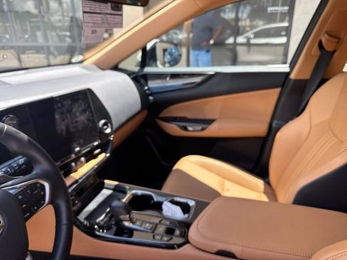 Used 2025 Lexus NX 350h AWD w/ Accessory Package (K3) image 25