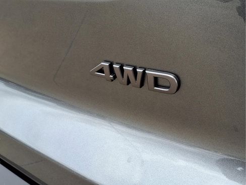 New 2026 Nissan Pathfinder SV image 10