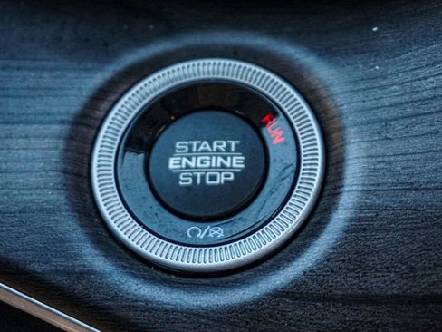 Used 2022 Jeep Grand Cherokee L Limited image 41