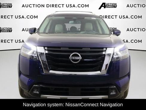 Used 2022 Nissan Pathfinder Platinum w/ Cargo Package FWD image 2