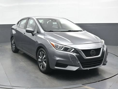 Used 2021 Nissan Versa SV FWD image 5